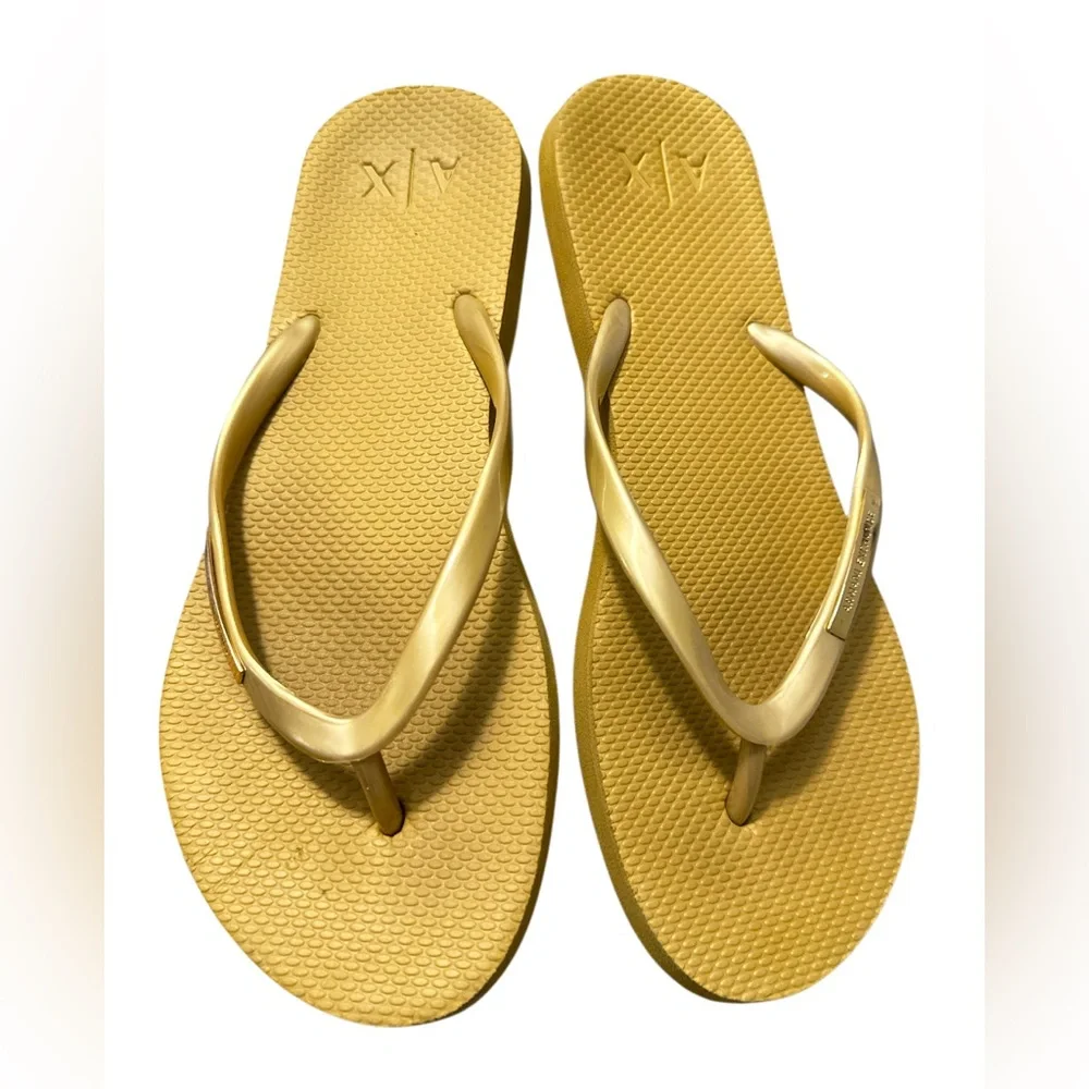 A|X Armani Exchange ~ Size 7/8 ~ Women’s Gold Flip Flops Sandals